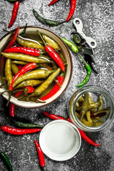 Kiseljenje feferona i chili papričica - VolimLjuto.com