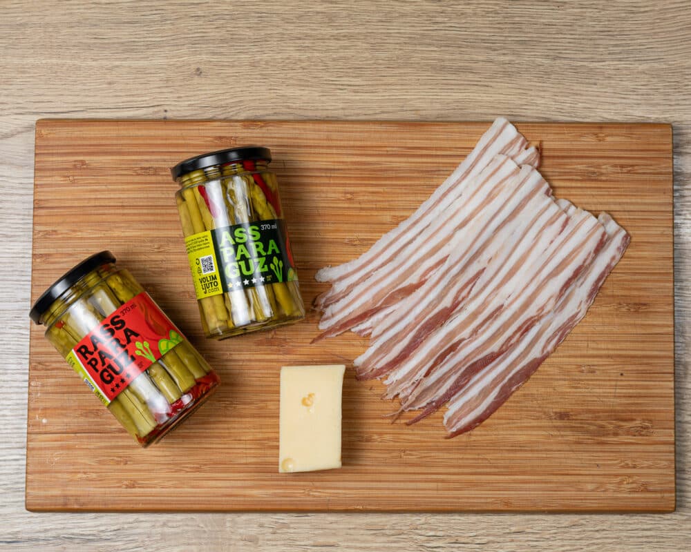 Šparoge u slanini s roštilja - VolimLjuto.com