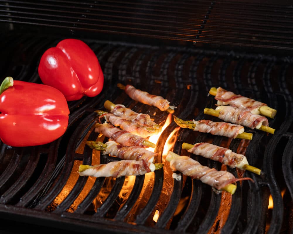 Šparoge u slanini s roštilja - VolimLjuto.com