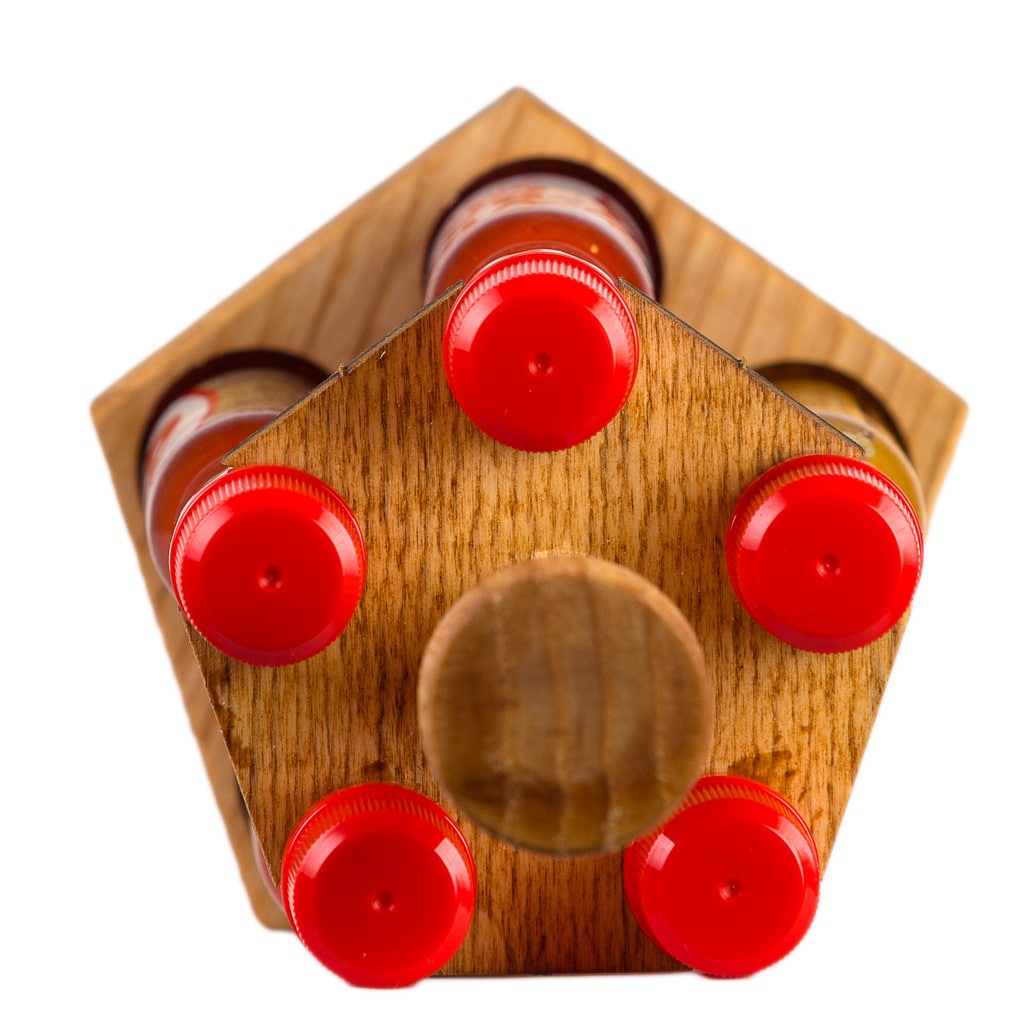 Drveni stalak s 5 ljutih umaka 20ml 6 Drveni stalak s 5 ljutih umaka 20ml