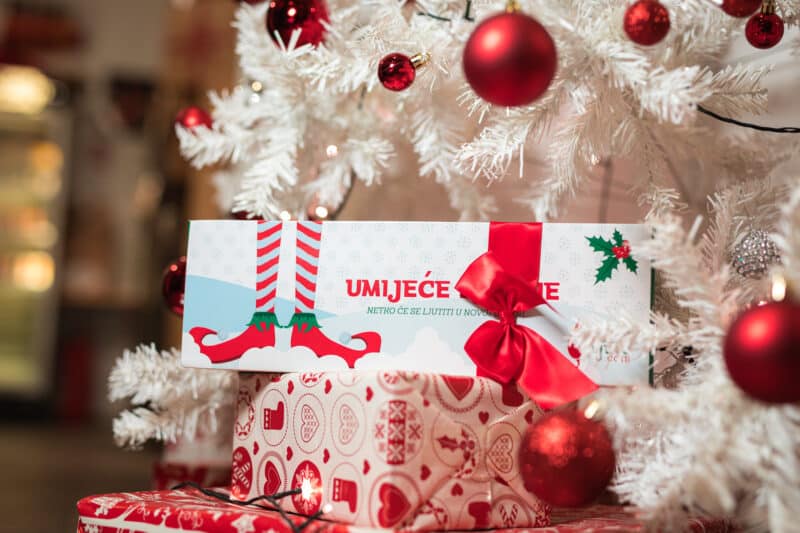 poklon paketi za Božić
