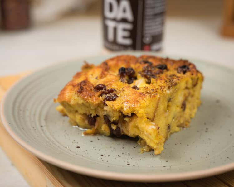 bread pudding - volimljuto.com